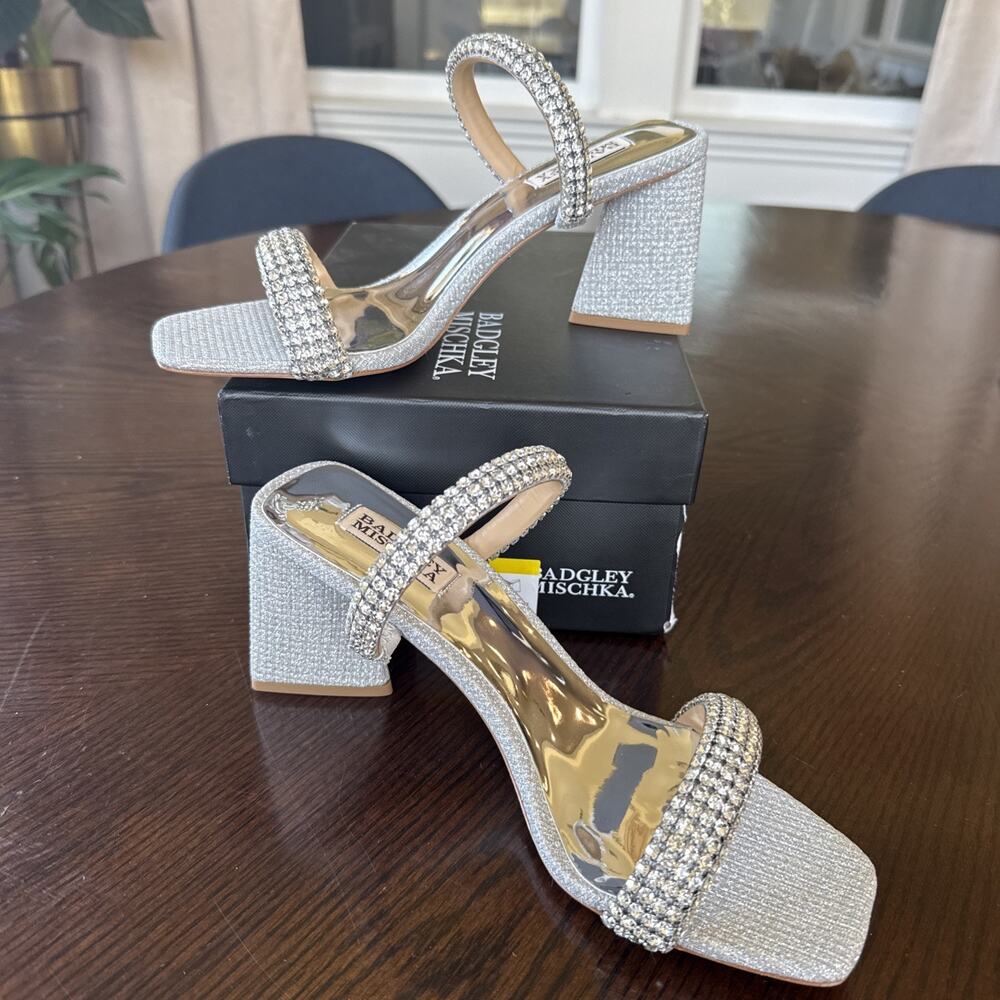 Badgley Mischka Women's Frankie Heeled Sandal, Silver, 9.5